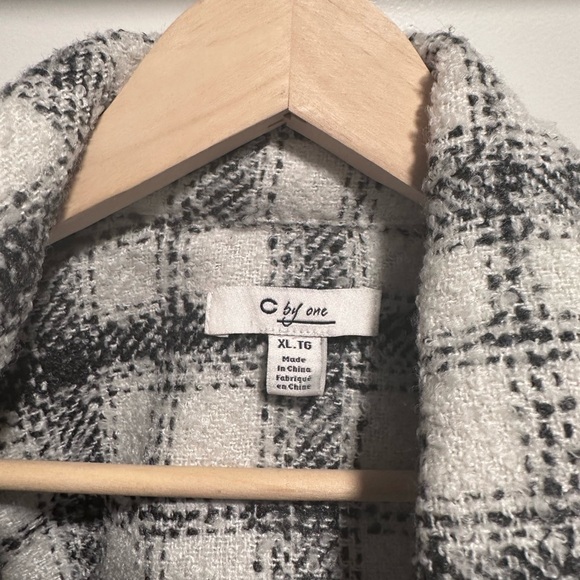 Women’s black and white jacket - Picture 4 of 4